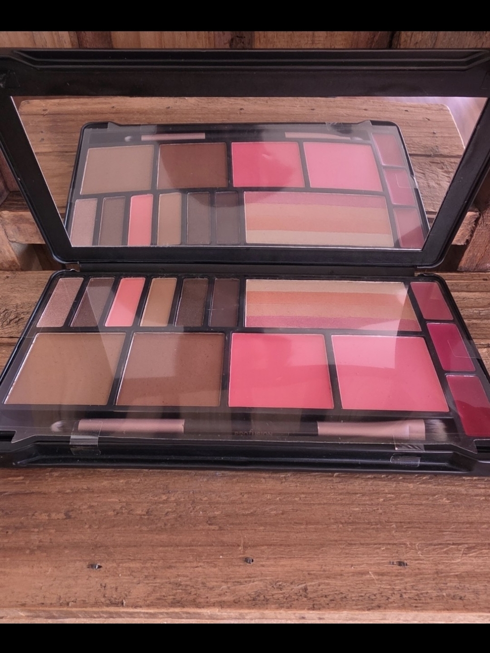 New Profusion No Filter Needed Selfie Makeup Kit